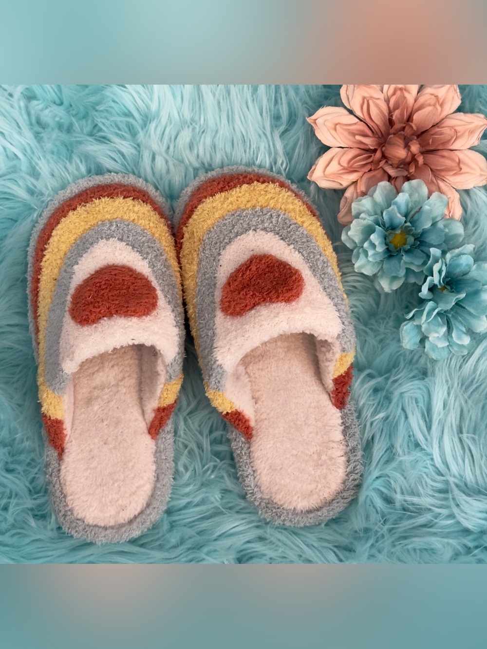 Cozy Multi-Color Heart Fuzzy Slippers for Women Sz 9